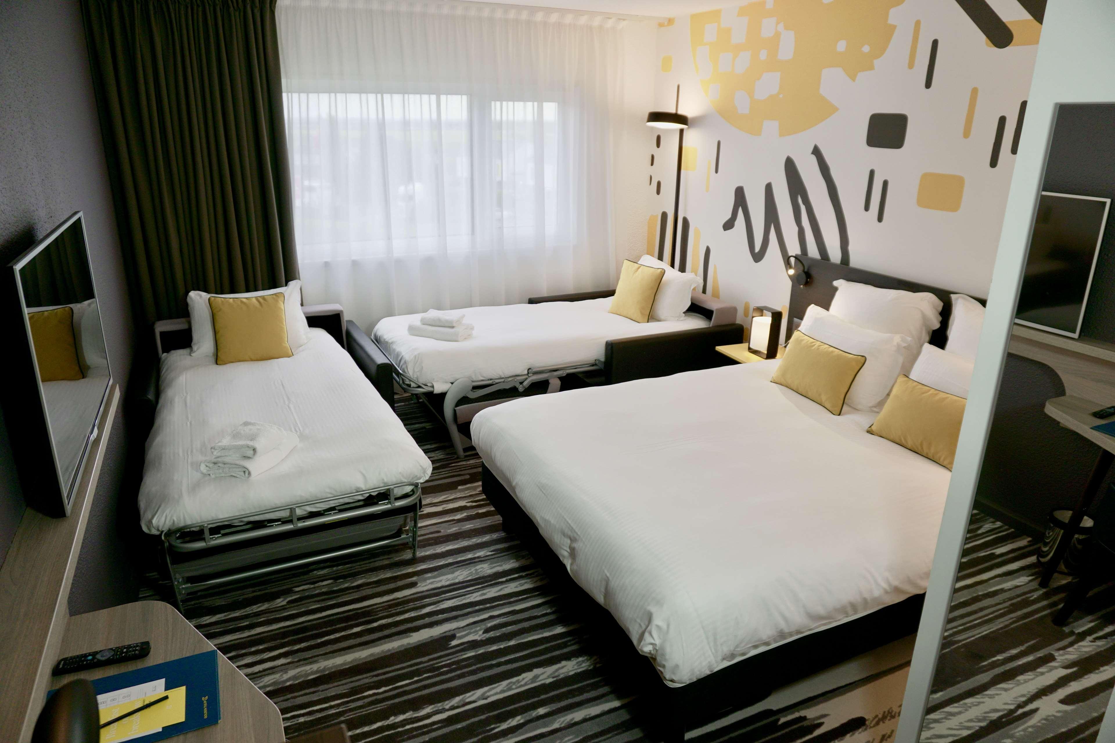 Готель Golden Tulip Roissy Saint Witz Екстер'єр фото