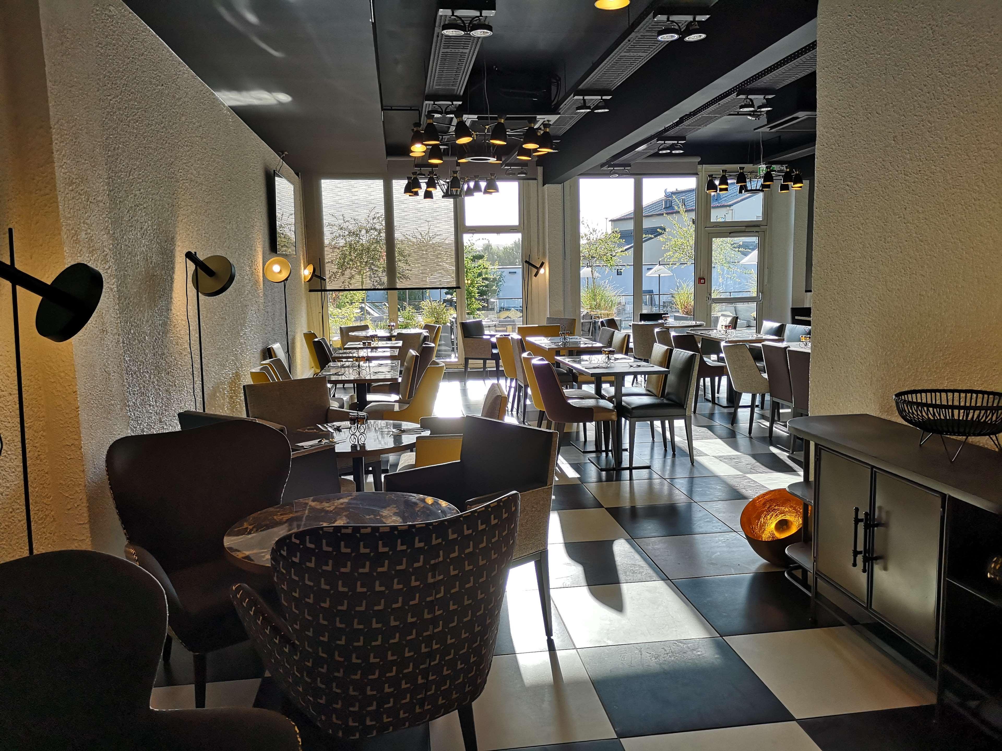 Готель Golden Tulip Roissy Saint Witz Екстер'єр фото