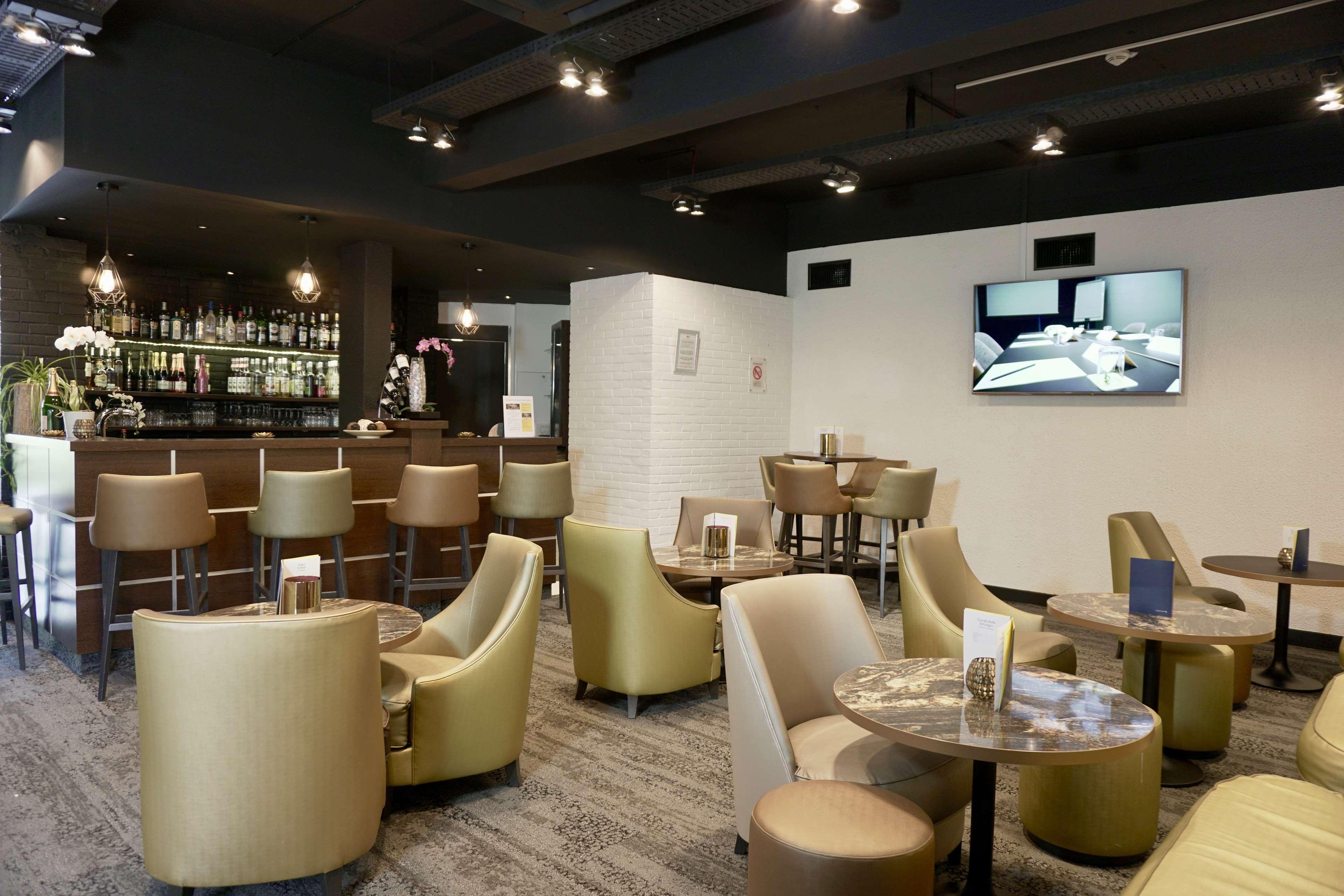 Готель Golden Tulip Roissy Saint Witz Екстер'єр фото