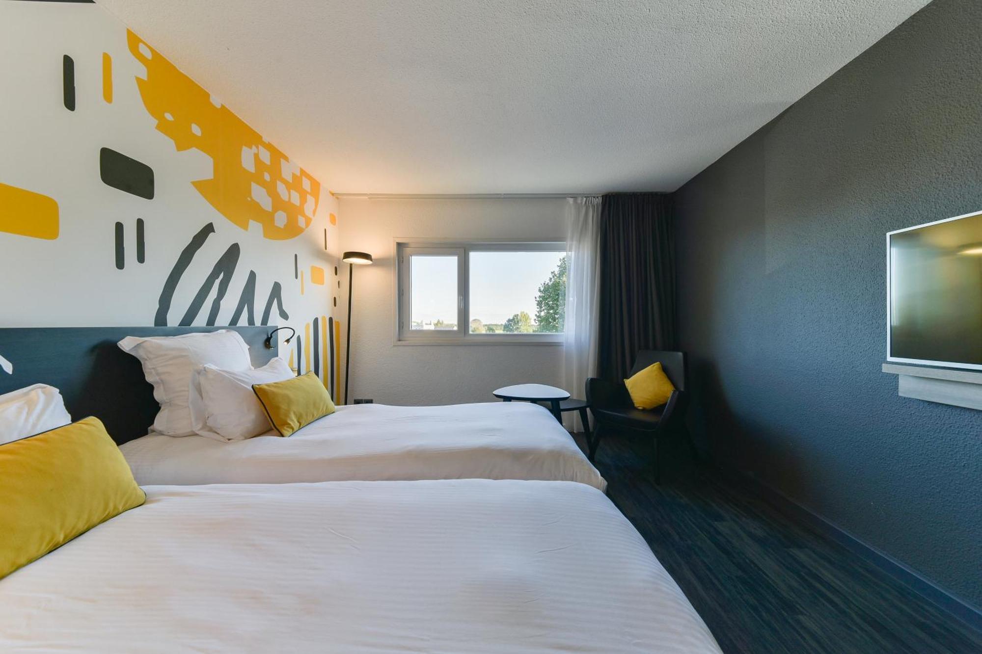 Готель Golden Tulip Roissy Saint Witz Екстер'єр фото