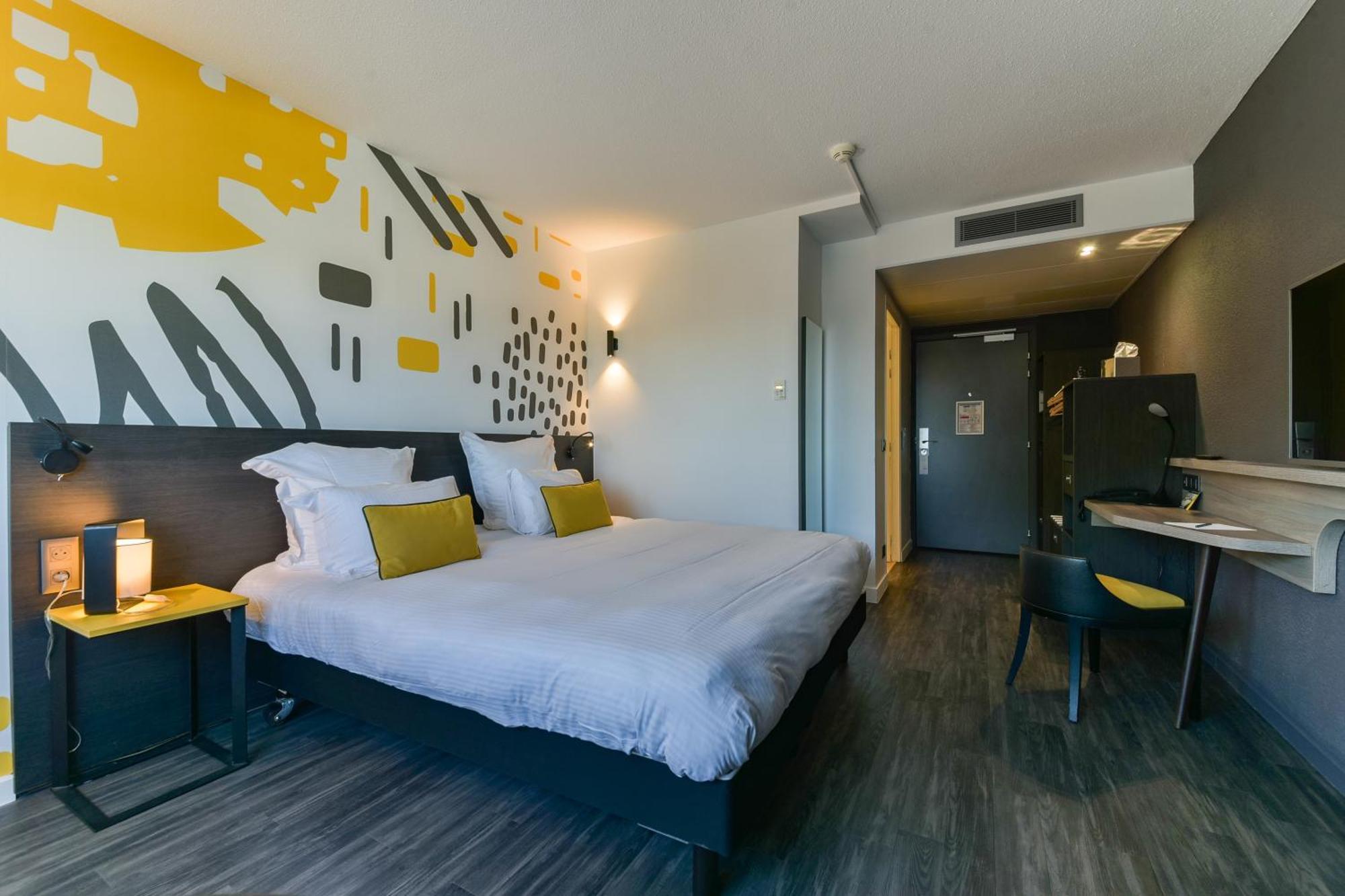 Готель Golden Tulip Roissy Saint Witz Екстер'єр фото
